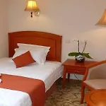 Bellevue מלון 3*