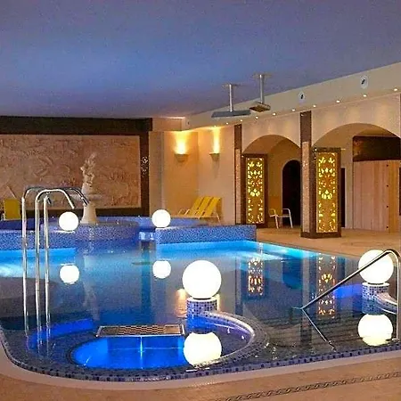 Hotel Bellevue Ostrzyhom