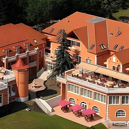 Hotel Bellevue Ostrzyhom